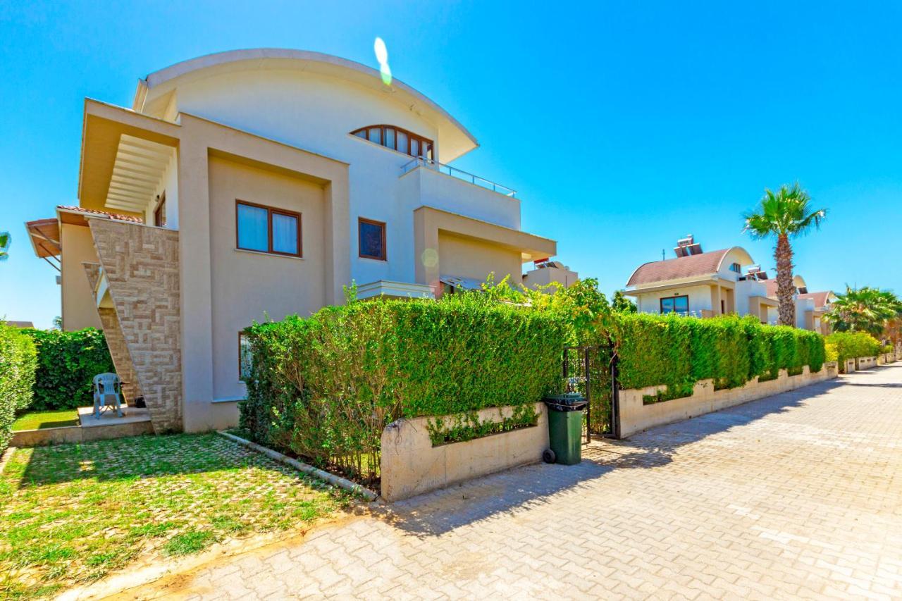Paradise Town Villa Daisy Belek Luaran gambar